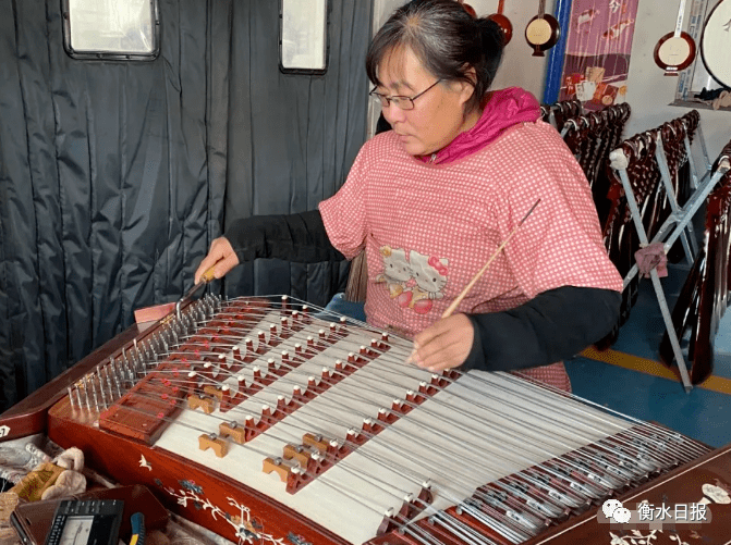 一曲戏腔游山恋惊艳全网的背后探访饶阳民乐发展之路