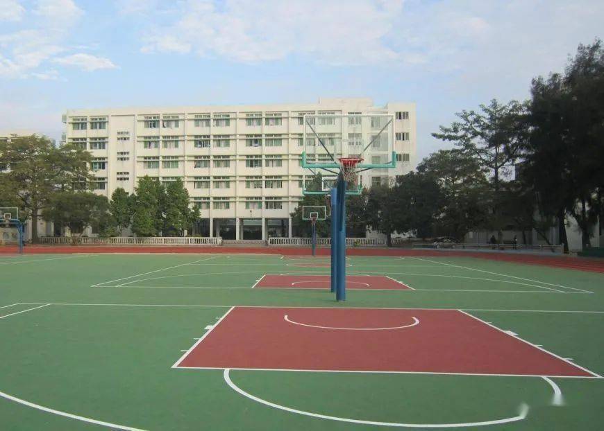 王来喜向莲阳中学捐赠40万配空调改善环境等