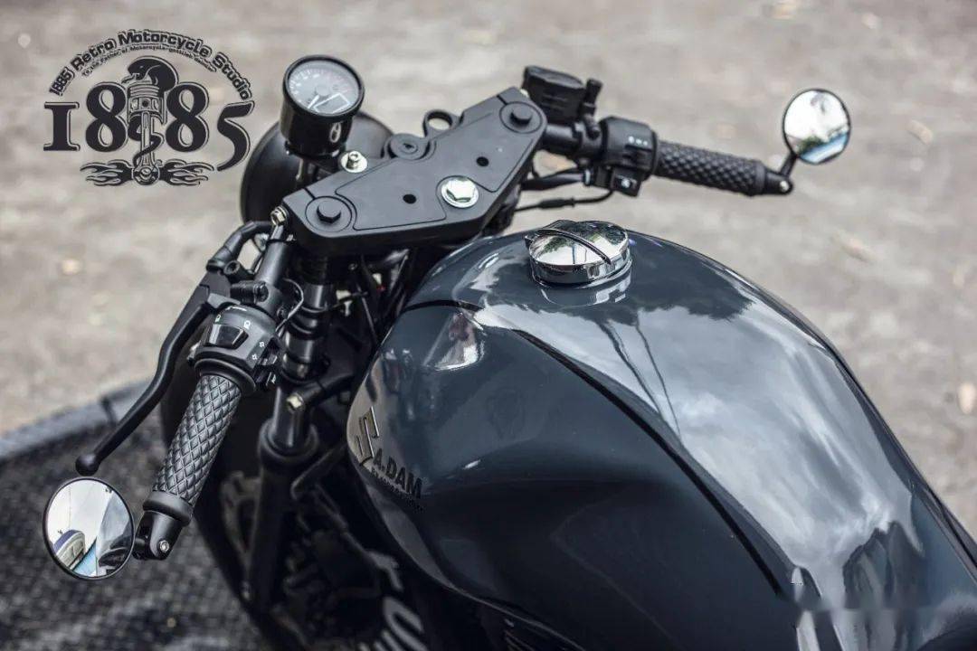 67铃木锐爽en125caferace每日一车