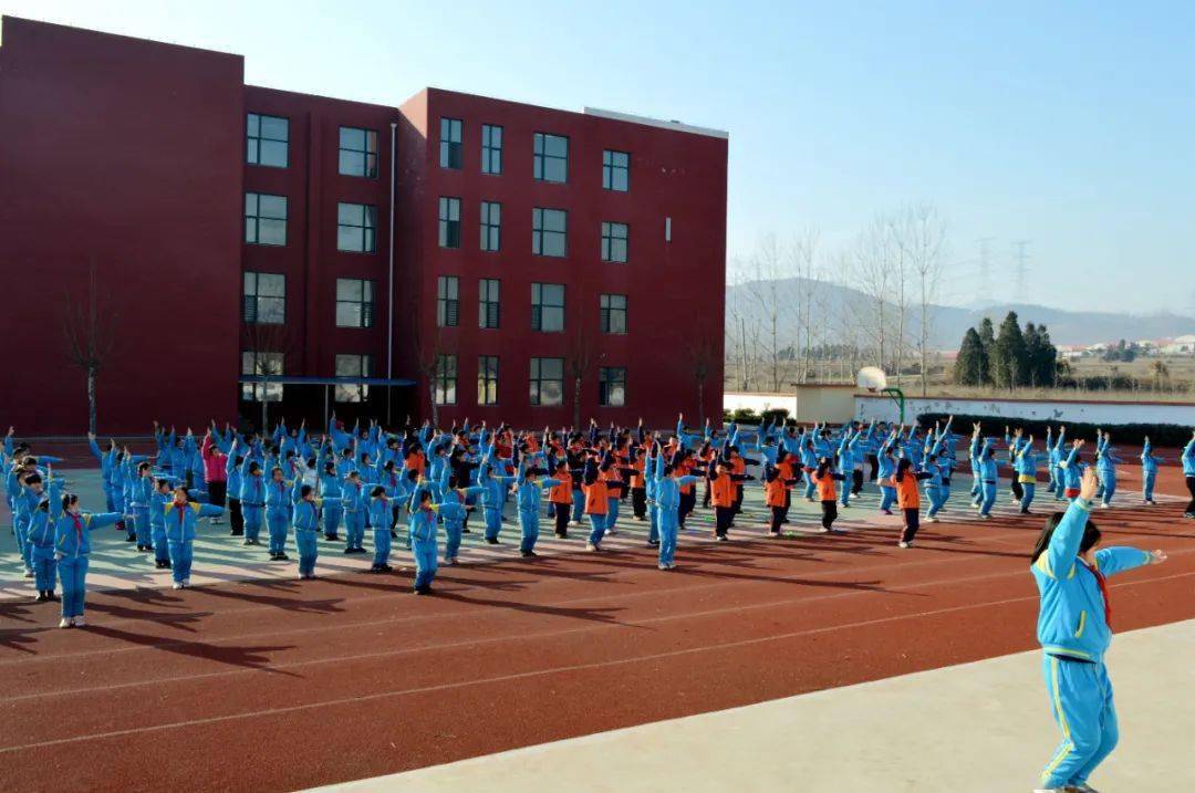 文明校园 | 日照:最美大课间,活力满校园_岚山区