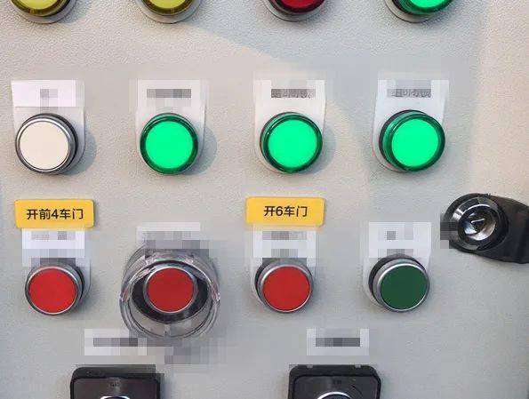 6编列车混跑"中可能出现的安全风险,发现站台中间段psl盘手动操作"开