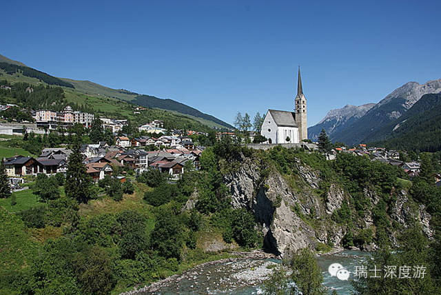早在中世纪,人们已经在施库尔周边发现有二十多处富含矿物质的温泉,自