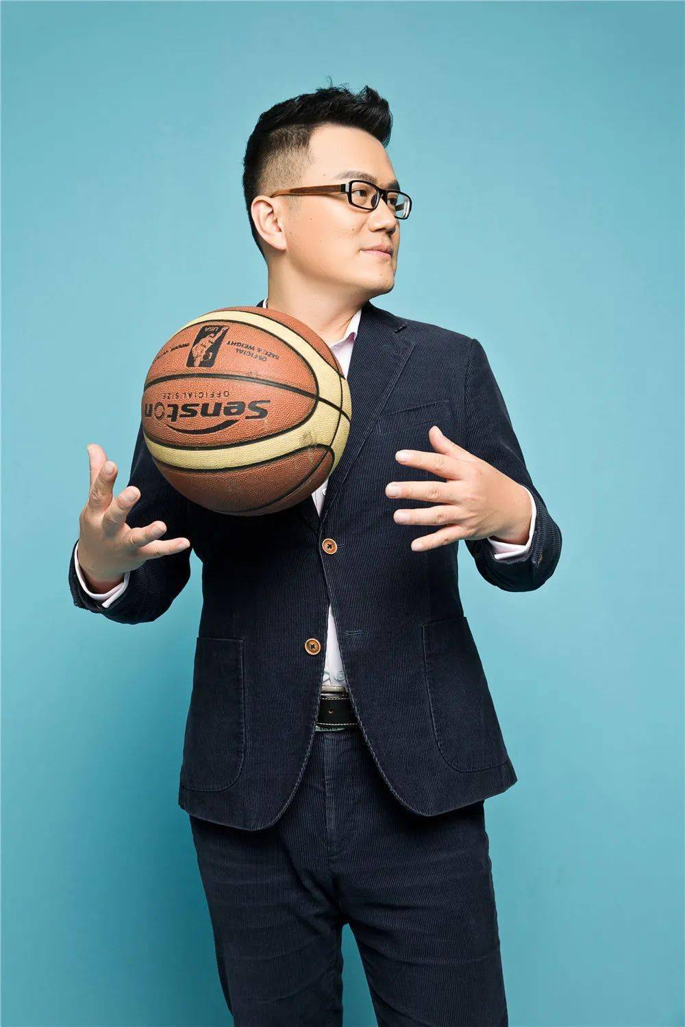 彭飞慧慧飞飞靓琪柯一苏阳闪闪飞翔张可精彩一整晚蔡俊杰演唱《爱是