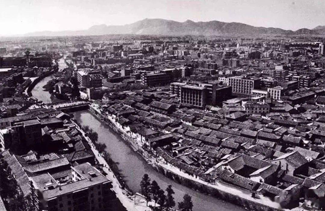 小时候昆明的冬天,让人无法拒绝的回忆. .