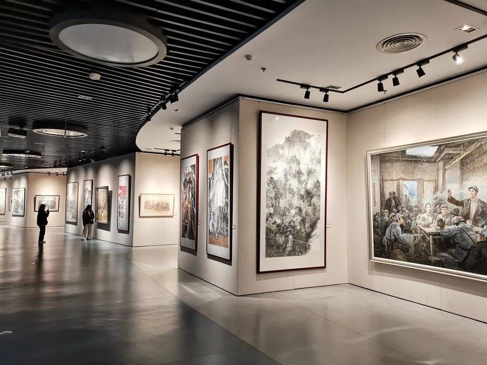 初心永恒赣州龙岩红色美术作品展在龙岩美术馆开幕啦