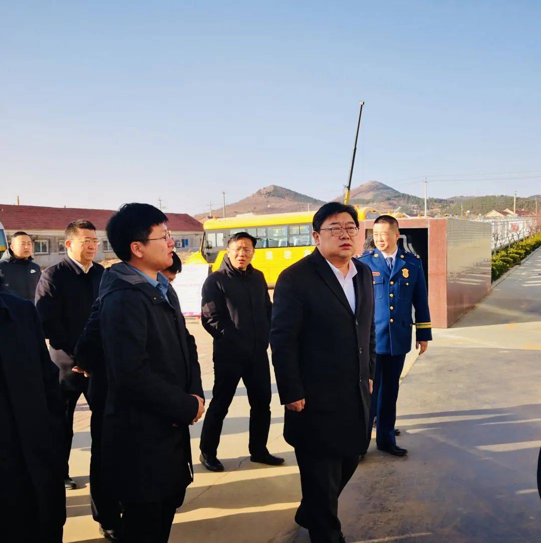 福山区委区政府主要领导带队检查冬季安全生产工作