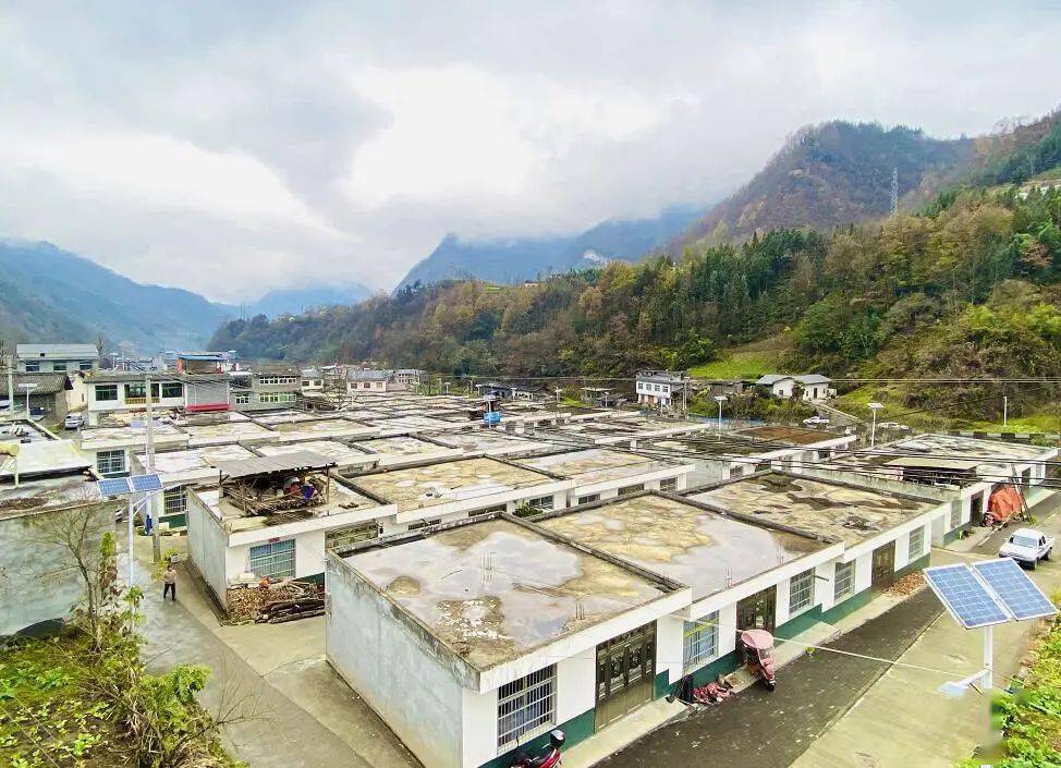 平利县八仙镇易地安身又安心