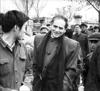 时尚界泰斗 皮尔卡丹去世_中国