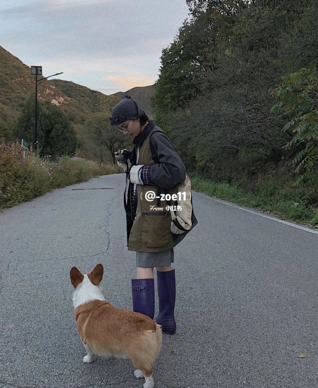 有这件外套的女生,品味不错!