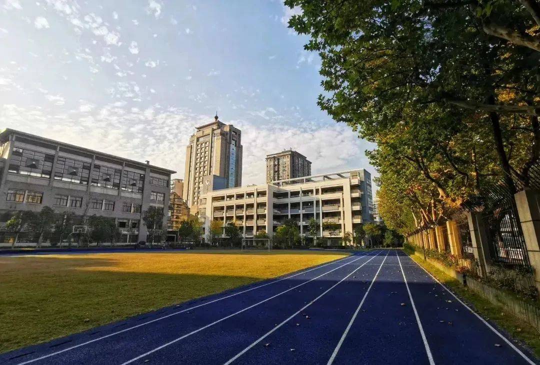 【校园采风】只用了一年!杭州这所高中华丽转身,你还认得出来吗