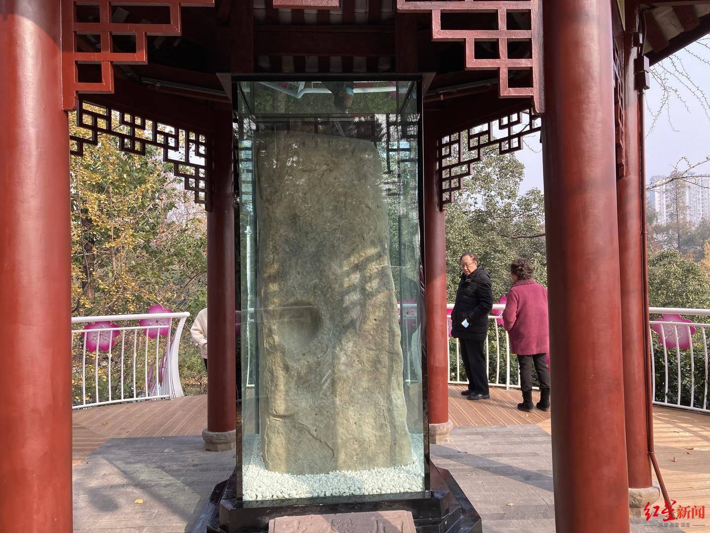 文化公园支矶石"解封"!来听听文史专家摆老成都的"石"龙门阵