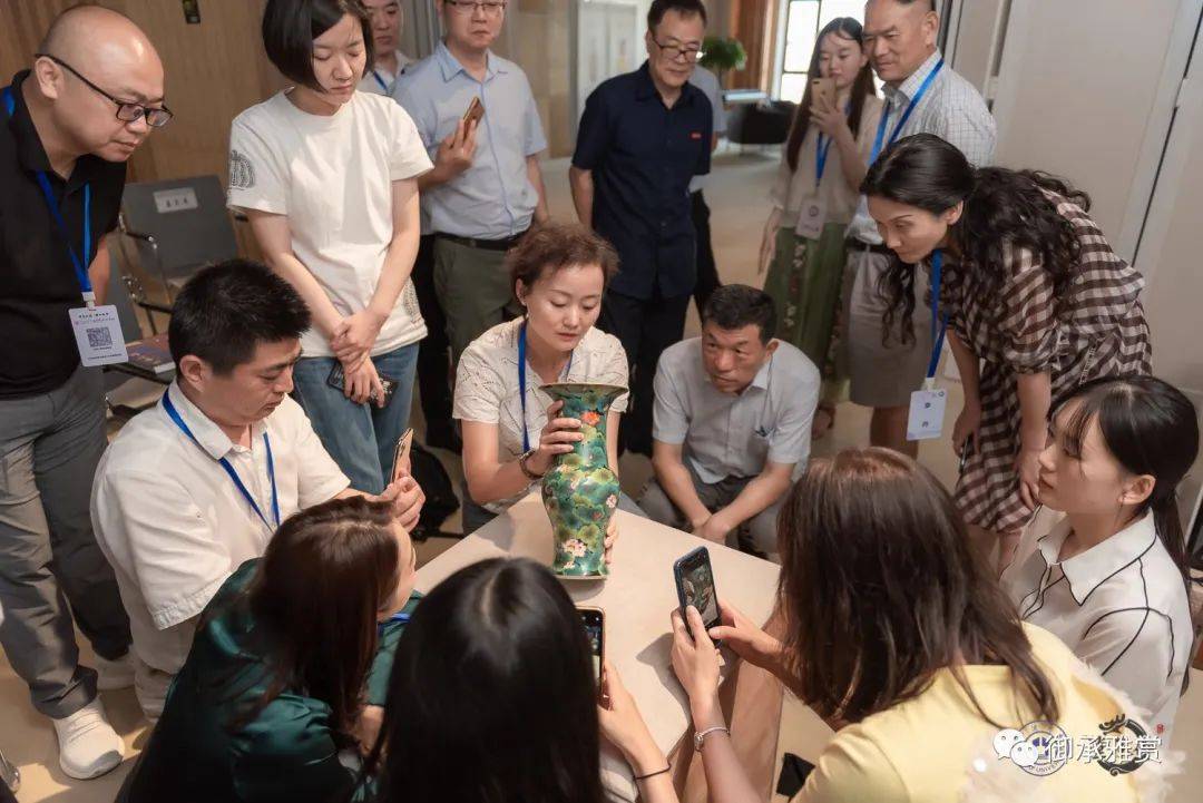 男神朱永磊老师,以极高的知识密度与幽默的谈吐表达,为我们呈现出艺术