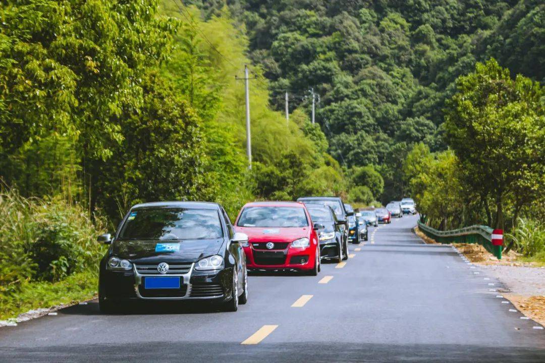 大眾車隊前來遂昌自駕| 拍攝花絮 精彩照片回顧 |▲福羅淤河灘穿( 