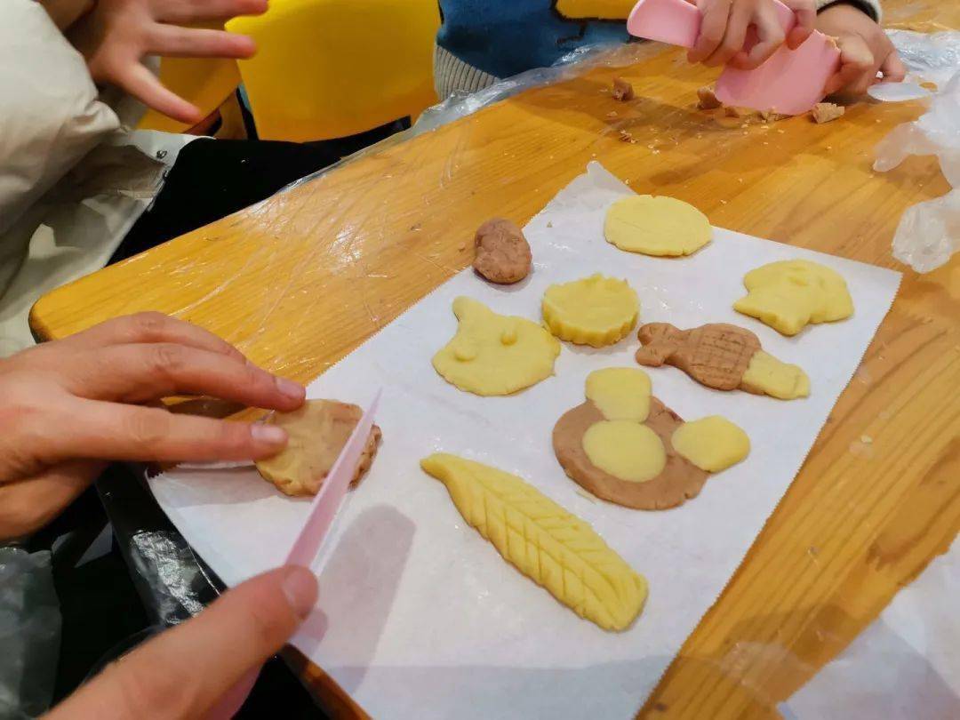 亲子diy饼干新年的第一口香甜