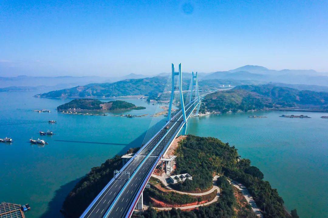 要闻沙埕湾跨海公路通道工程通过交工验收