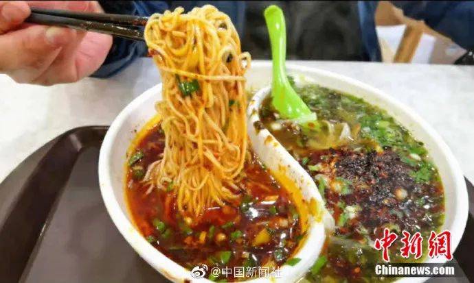 干饭人 兰州鸳鸯牛肉面来啦,你想尝尝吗?