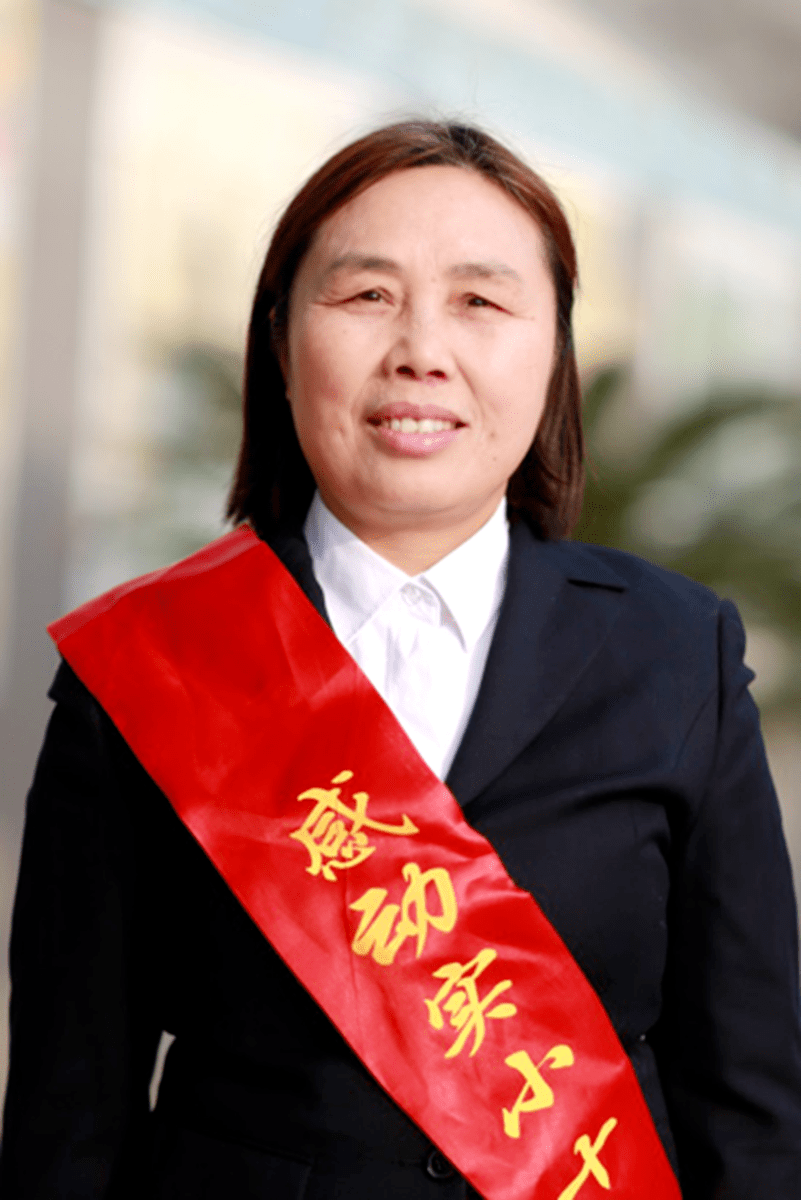 向榜样学习|第八届"感动实小"十大人物揭晓