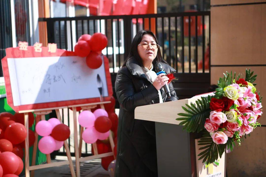 宁乡市教育局学前教育科科长李爱武讲话李李爱武认为"人生百年始于幼