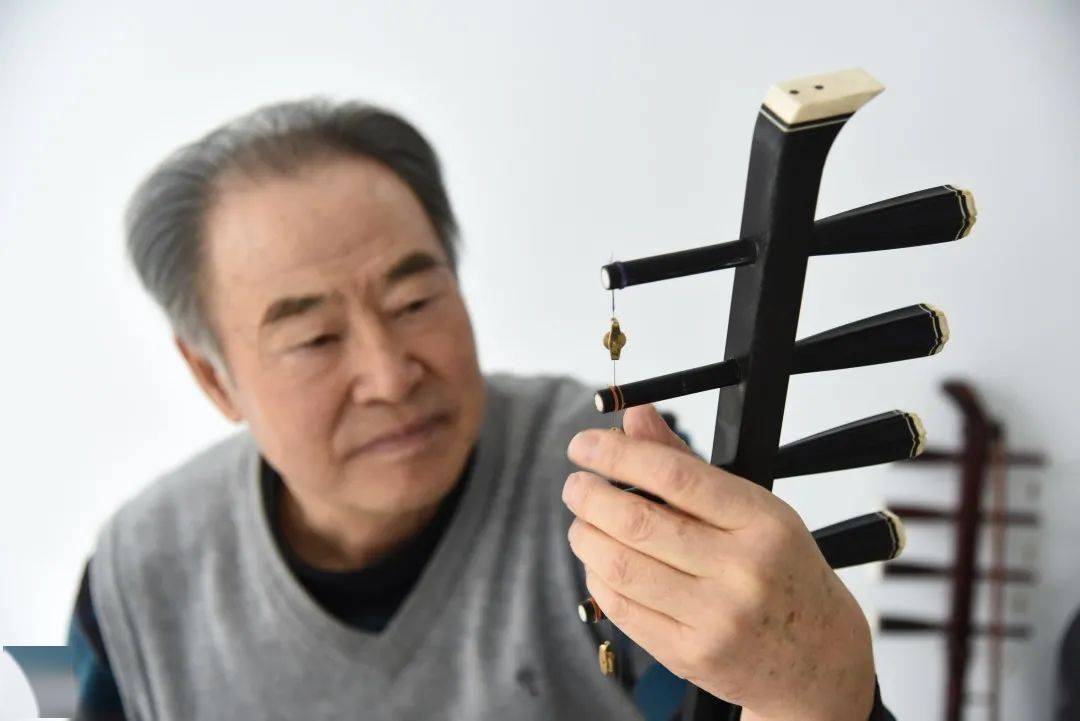 蒙古四胡奏出浓浓民族情