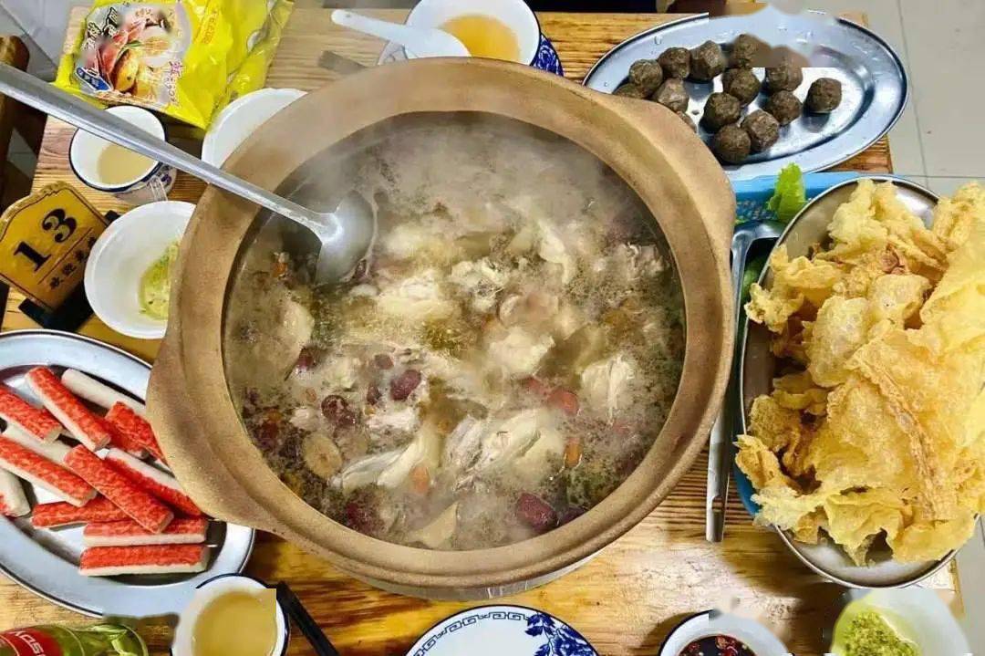老广心目中的top10的碳炉鸡煲,你食过未 ?