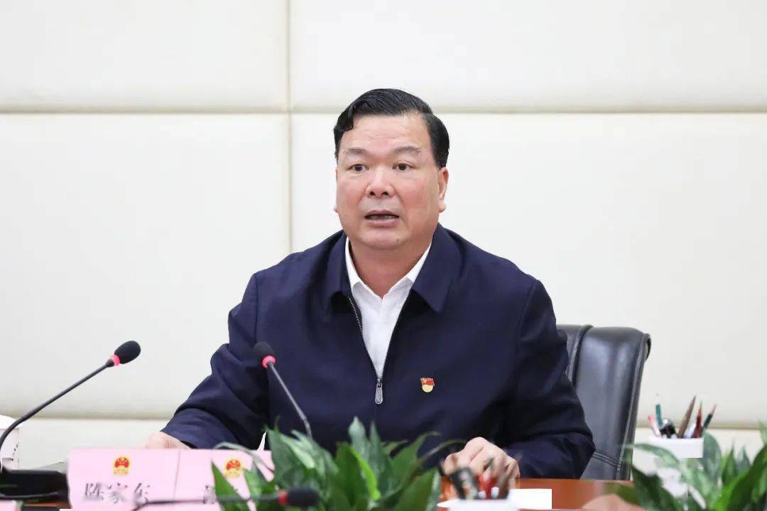 围绕中心,服务大局,持续提升服务保障全市经济建设能力