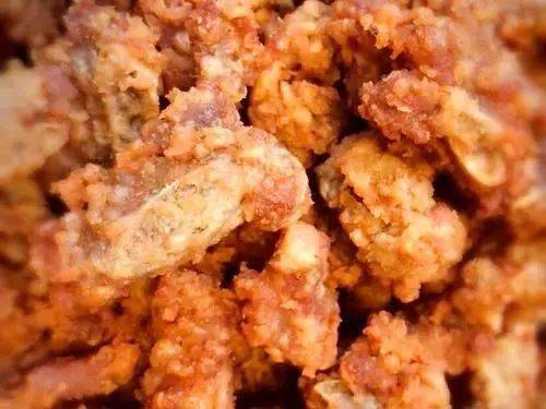 水头超有名的一种小吃!恨不得把碎末都吃下去_排骨