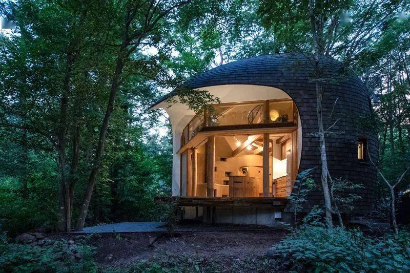 建筑充满温馨的小木屋