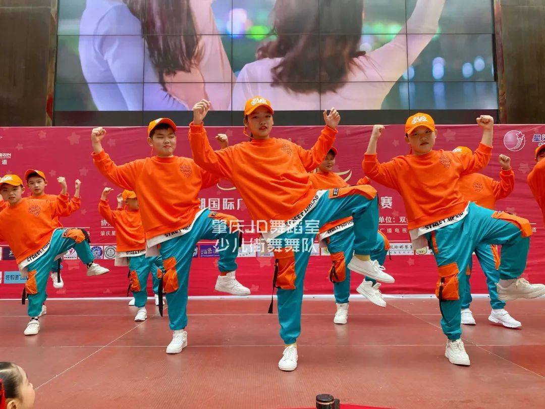 橙子编舞经典曲目《toxic》 美帅美帅的!