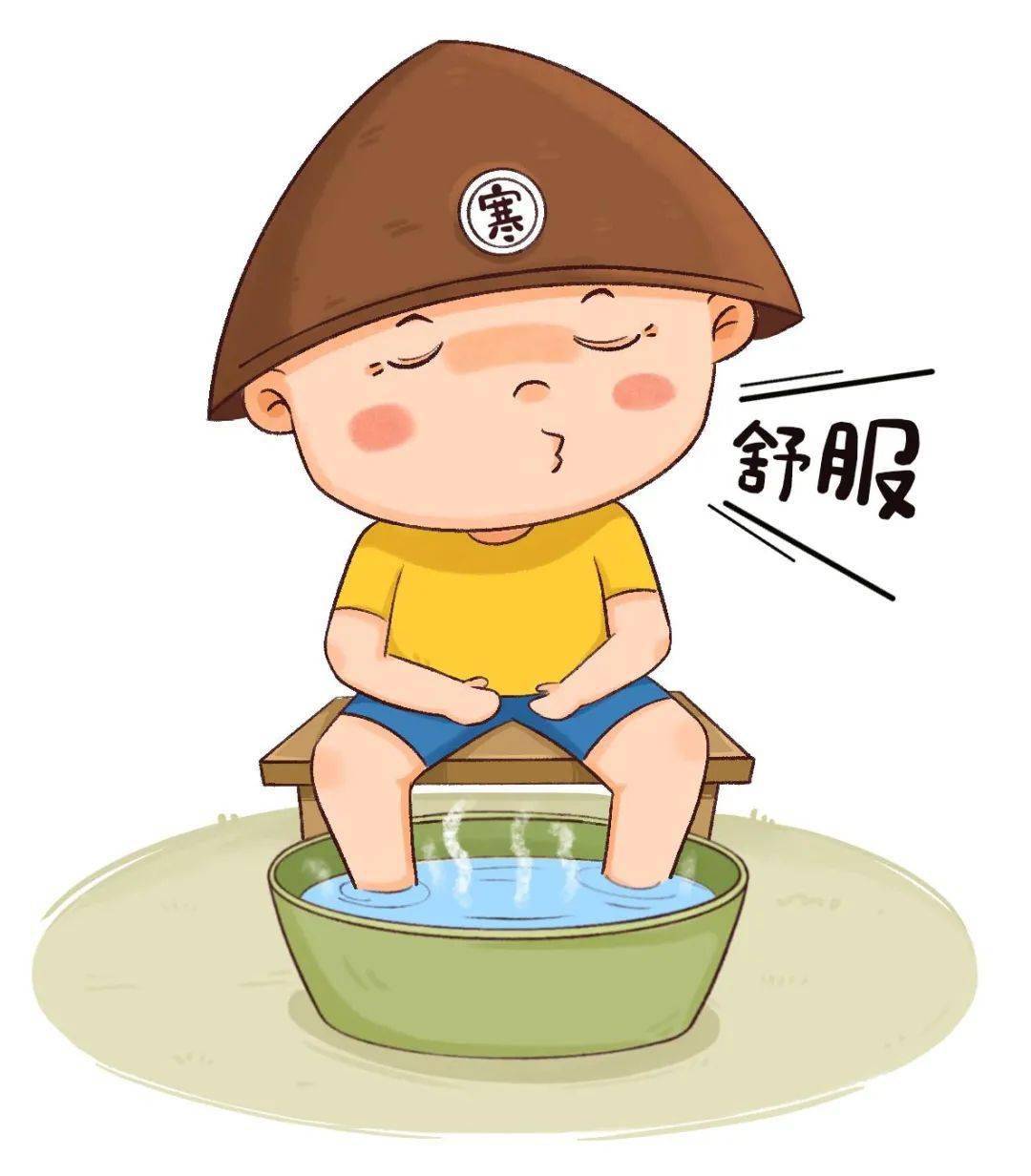 达到祛寒,疏通经络的功效睡前亦可用热水泡脚,按揉脚心以防引发"心脏
