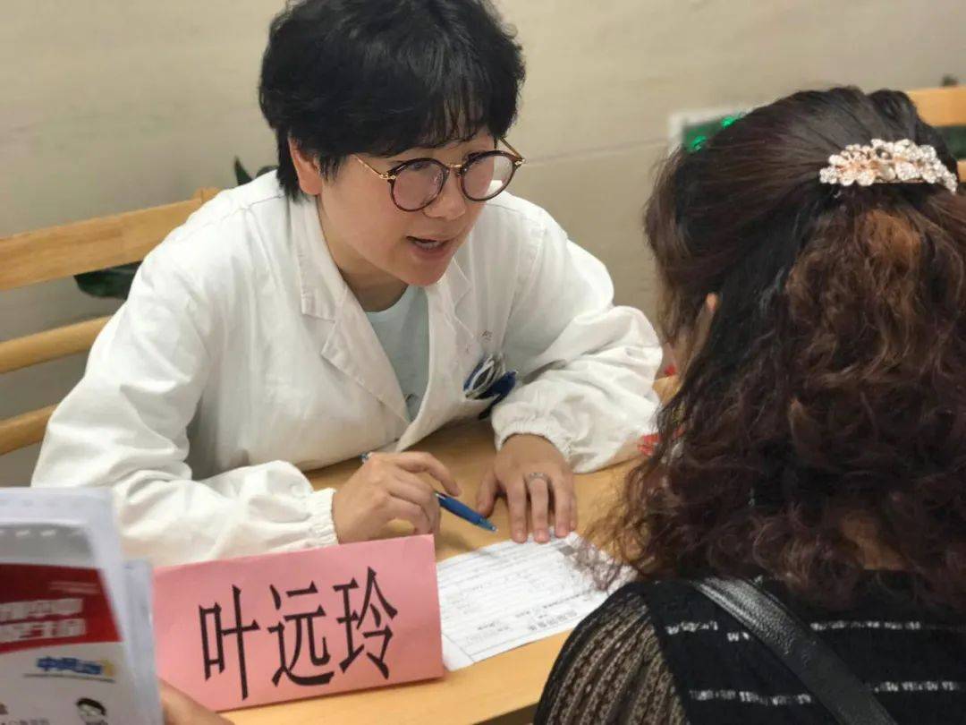 【专家在身边】14岁少年心脏骤停!救治心梗,有效的"心肺复苏"是关键