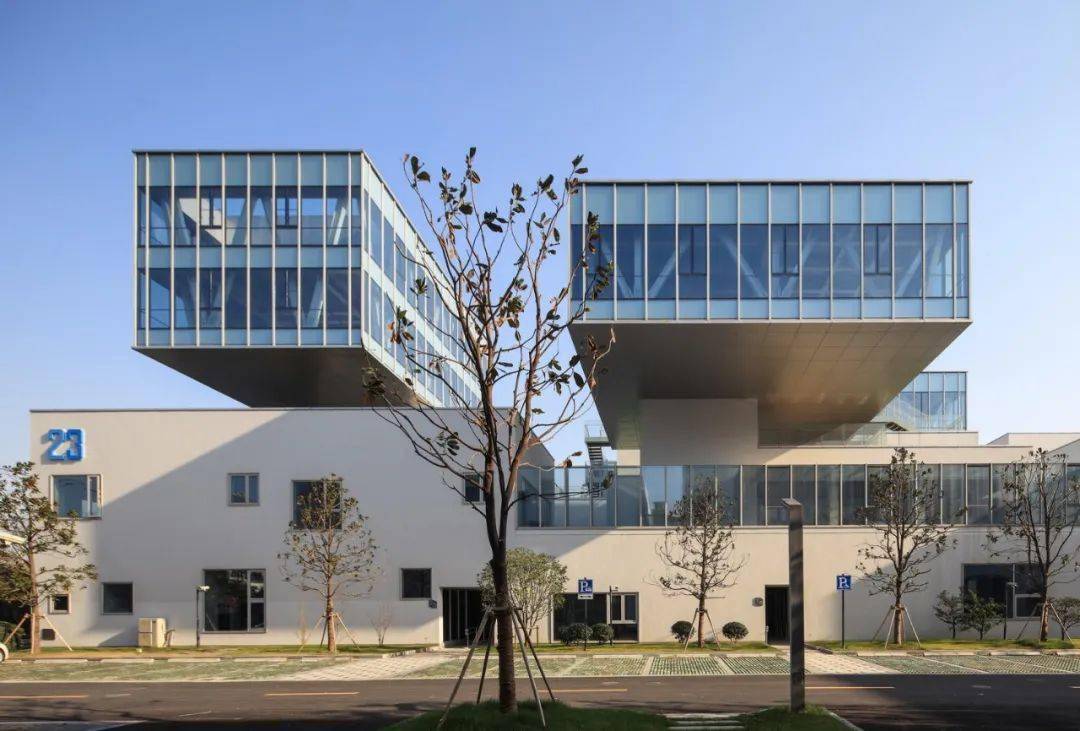 各类悬挑建筑赏析,悬挑跨度没有最大,只有更大-搜狐大视野-搜狐新闻