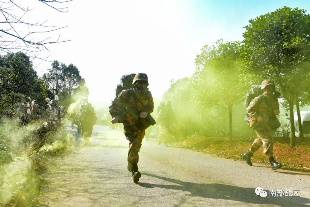 湖南长沙警备区民兵新质力量开训亮点纷呈