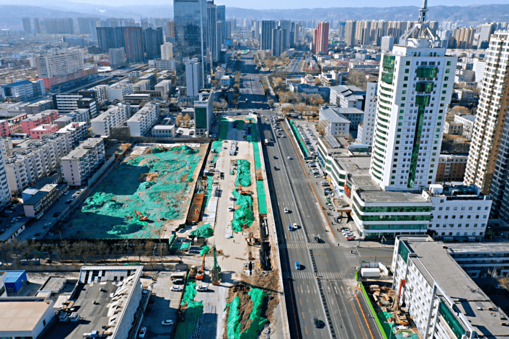 太原地铁1号线迎泽桥西站全面开工_汾河