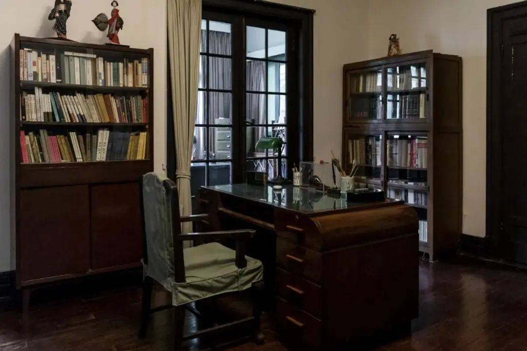 走进城市的历史,一起听听老建筑的上海故事!_巴金