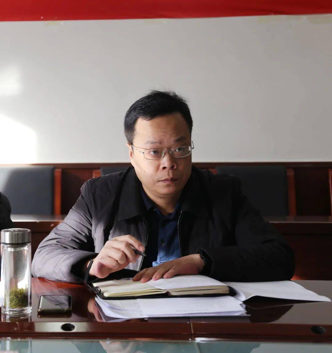 县委常委纪委书记监察委主任杨晓到麻屯镇调研指导党风