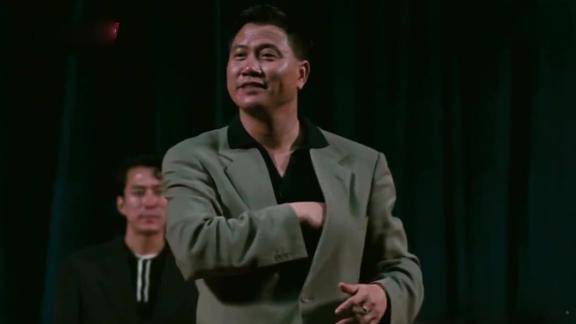 黎胖子背叛洪兴蒋天养拿着雪茄你马上给我滚出香港真嚣张啊