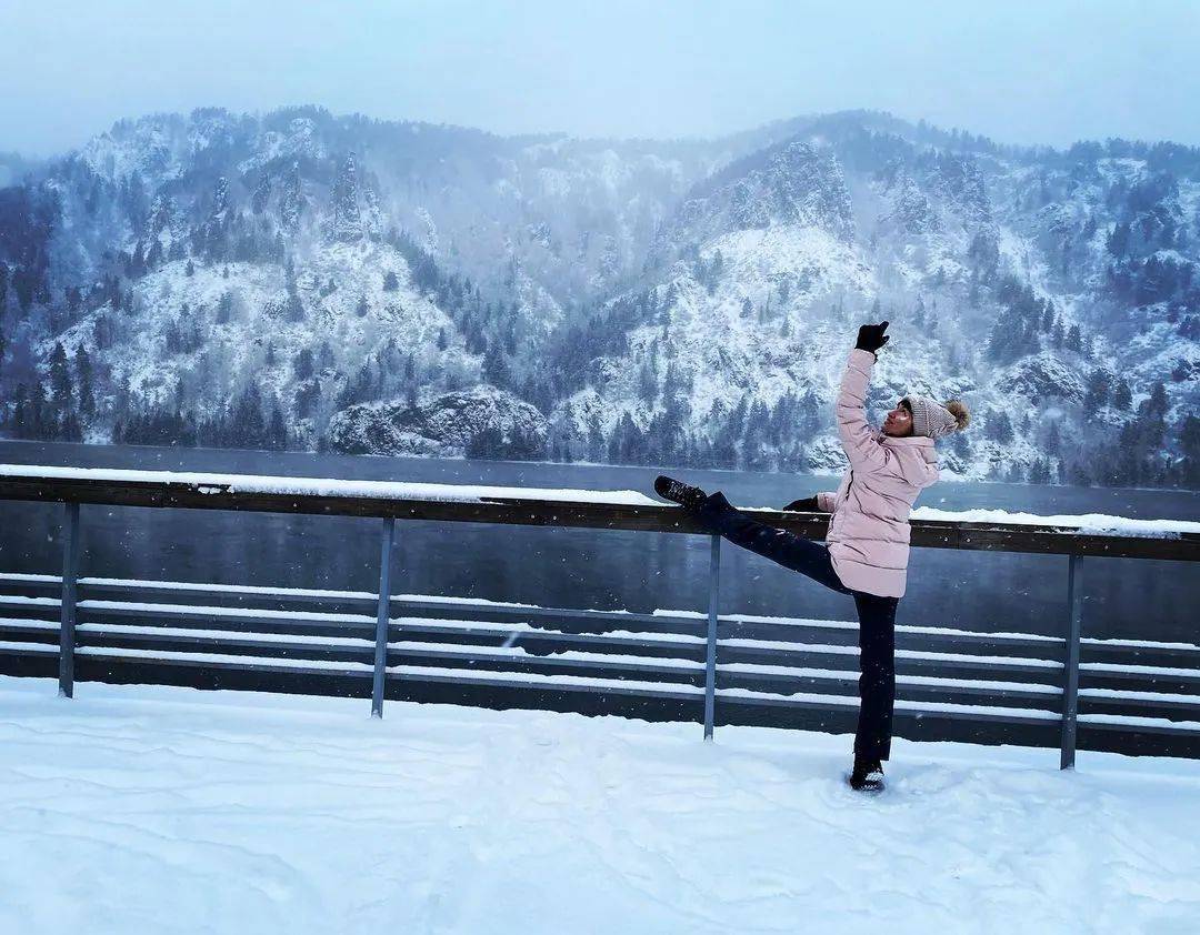 大雪遇到了芭蕾又冷又美