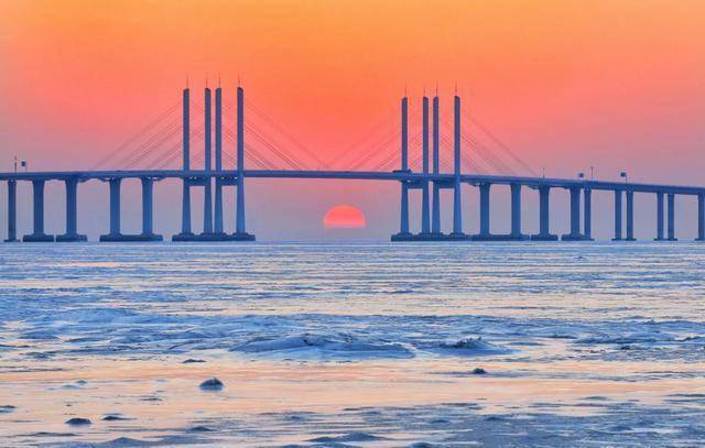 极美之境!李沧冬日的天空,被夕阳撩了一下