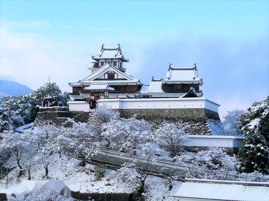 日本绝景从古都到雪国难得一见的京都雪景