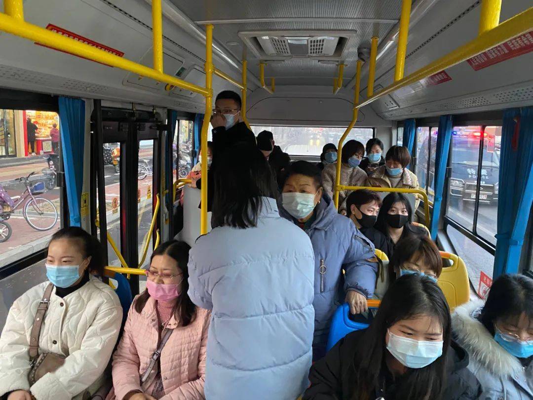 暗访新郑市民佩戴口罩情况如何公交篇