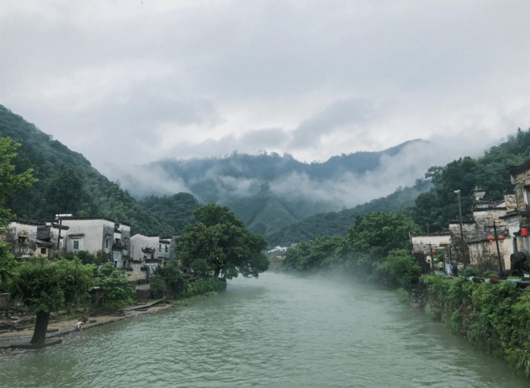 有一圣地名叫浮梁