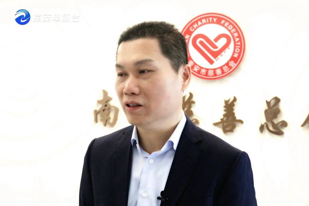 刚刚,南安霞美四乡贤共认捐善款1600万元!