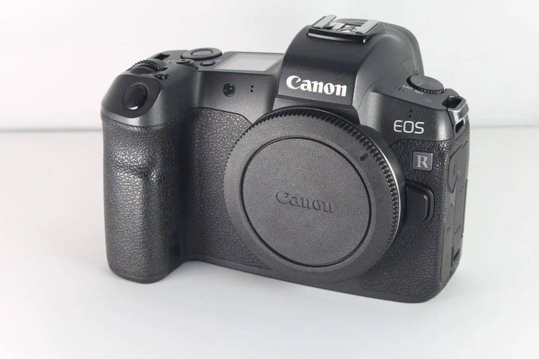 2,尼康d610 成色99新 3200元3,尼康d800e 成色99新 5300元4,尼康200