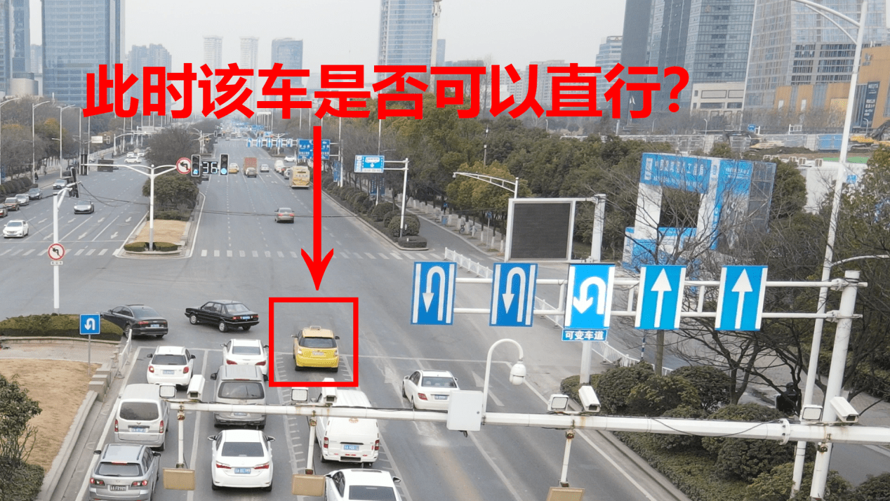 能够在路口停止线处确定自己该如何根据可变车道的指示牌正常行驶