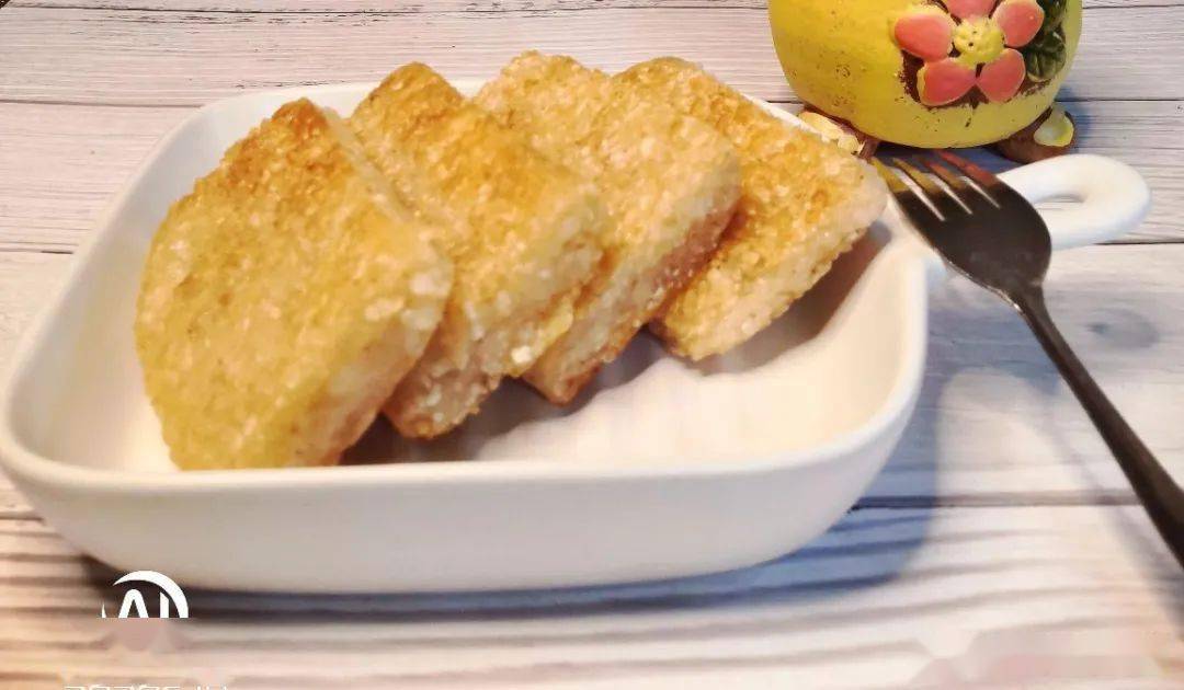 糯米糍粑怎么炸才好吃 1f31bfcf13374089b7804085c4dbd3cc.jpeg