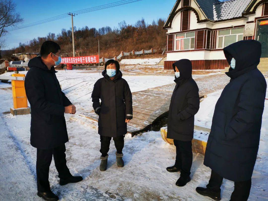 吕建伟深入乡镇调研督导疫情防控和村居换届工作