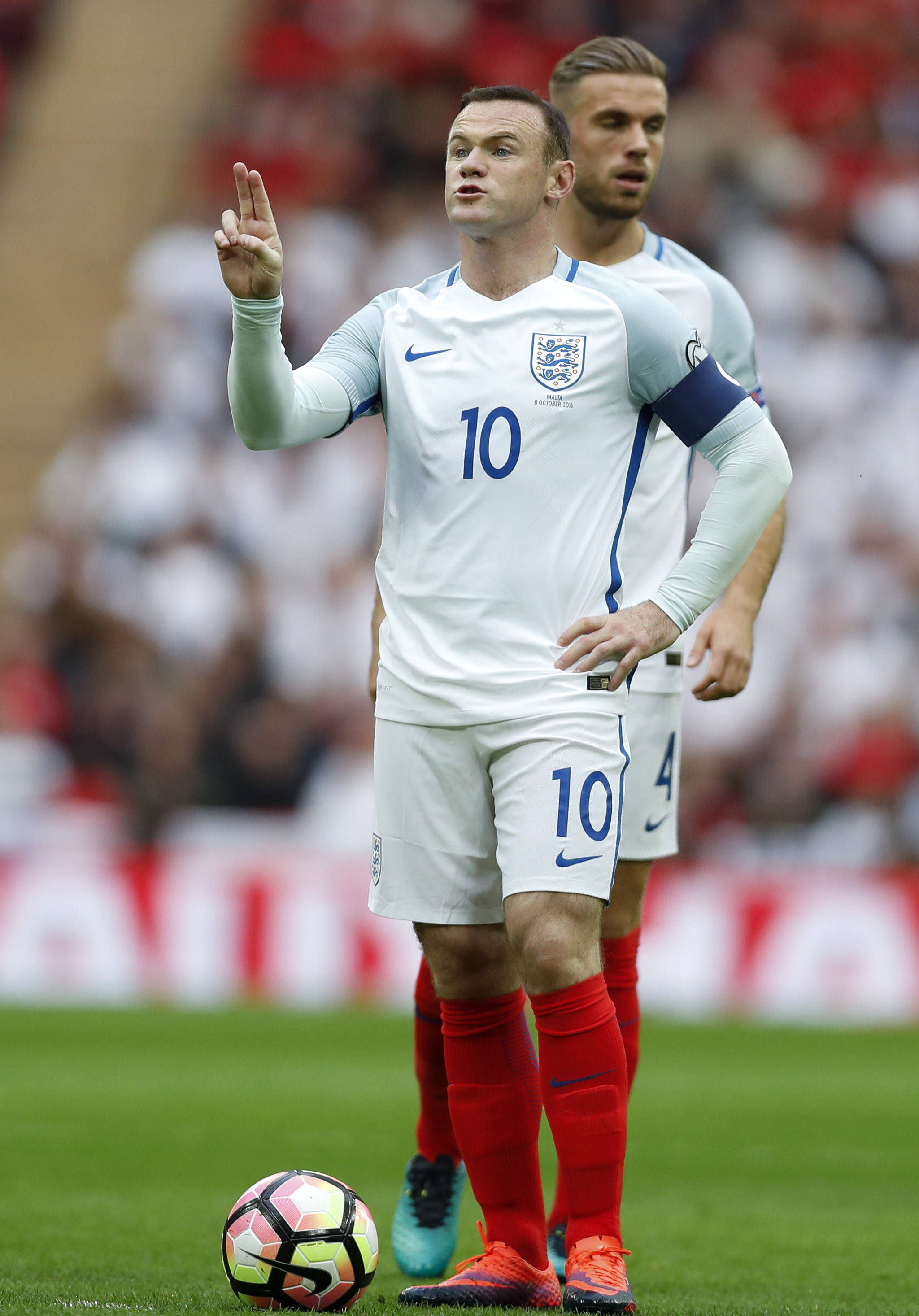 足球——鲁尼结束球员生涯 专心执教德比郡