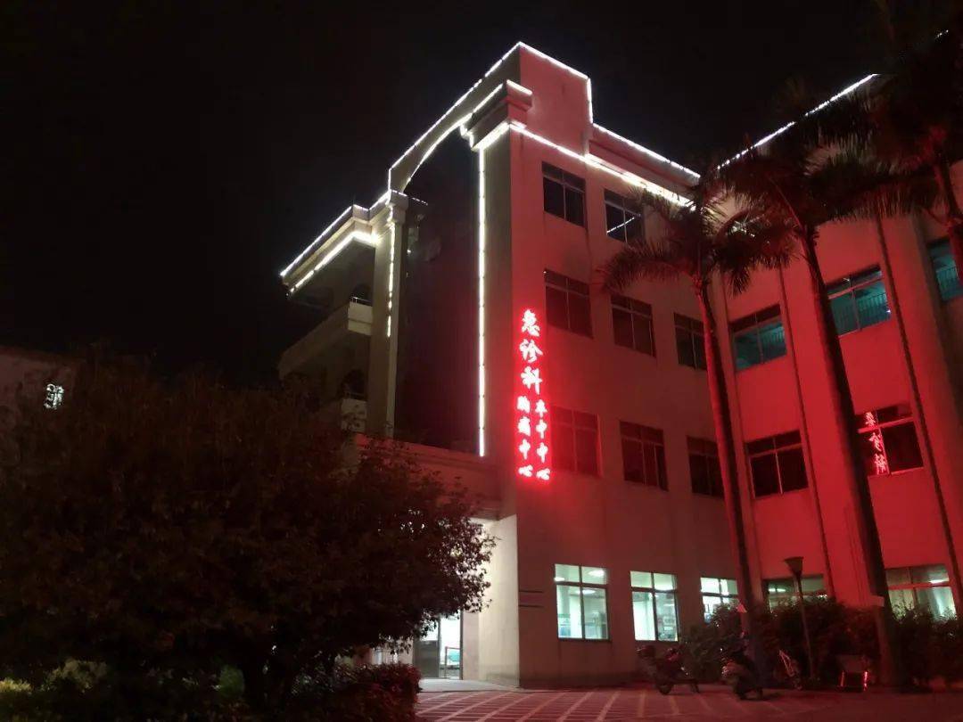 近日,均安医院急诊科成功抢救一例高危胸痛患者.