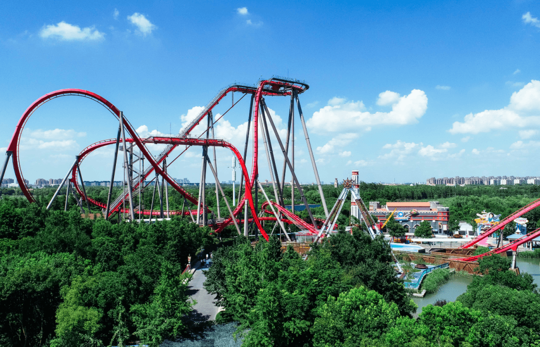 地址:上海市松江区林湖路888号开放时间:9:30——18:00欢迎留言分享一