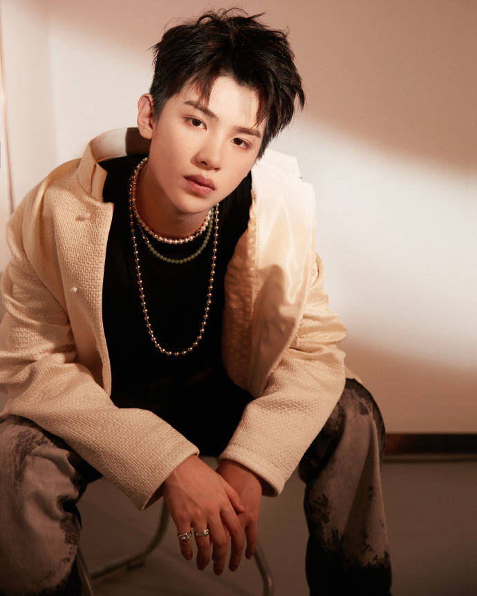 解压妙计哪家强,宇宙中心找小贾 justin《宇宙打歌中心》剧照释出